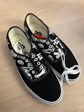 Vans Black & White Authentic Sneakers - Warped Tour